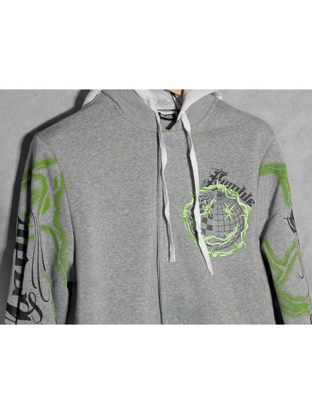 NWT Rebel Minds Mens M Snap Varsity Jacket Hoodie Barbed Wire Smiley Grey - Picture 2 of 8